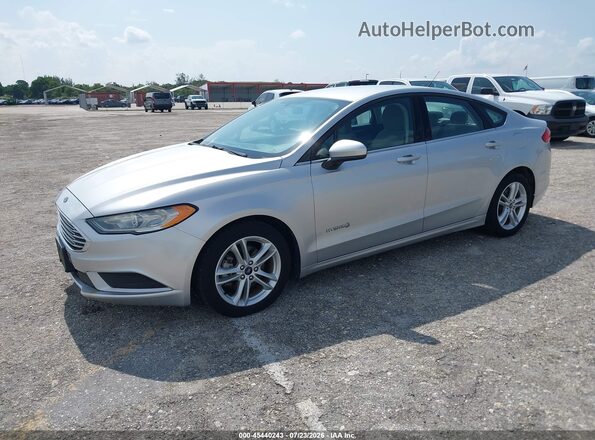 3FA6P0UU3JR271502 2018 FORD FUSION HYBRID Silver Vista tres cuartos delantera izquierda