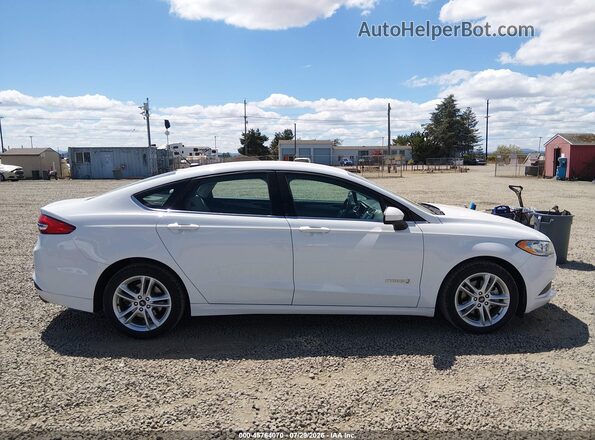3FA6P0UU4JR271475 2018 FORD FUSION HYBRID White 