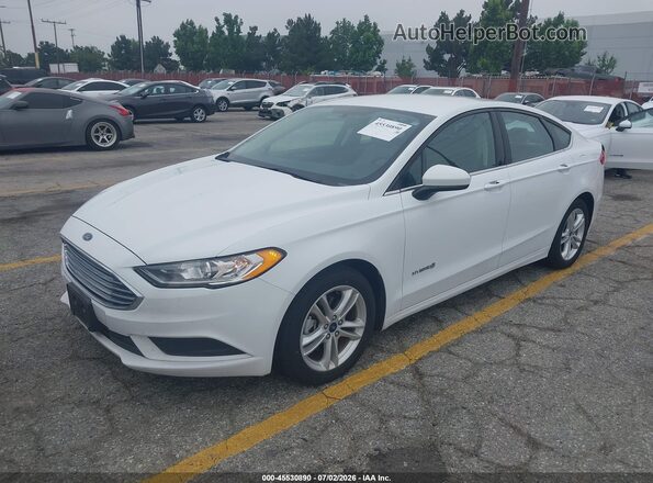 3FA6P0UU4JR273713 2018 FORD FUSION HYBRID Белый Передняя левая четверть