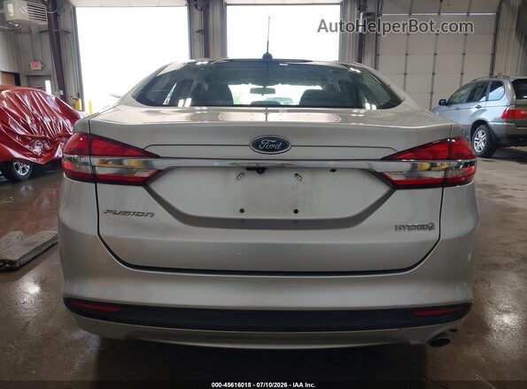 3FA6P0UU5JR243555 2018 FORD FUSION HYBRID Silver 