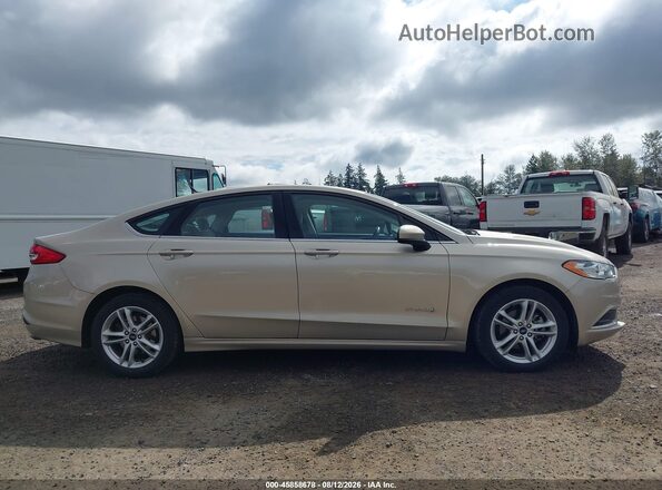 3FA6P0UU5JR261697 2018 FORD FUSION HYBRID Gold Vista interior trasera