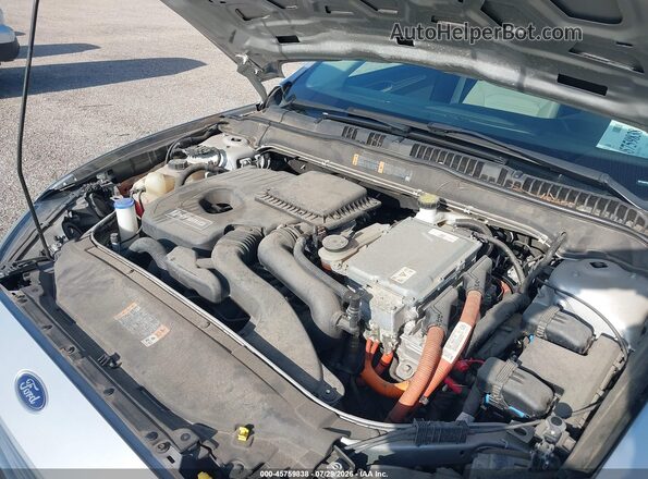 3FA6P0UU5JR278953 2018 FORD FUSION HYBRID Серебряный Вид сзади