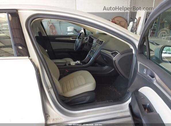 3FA6P0UU6JR235836 2018 FORD FUSION HYBRID Silver Սալոնի դիմացի տեսք