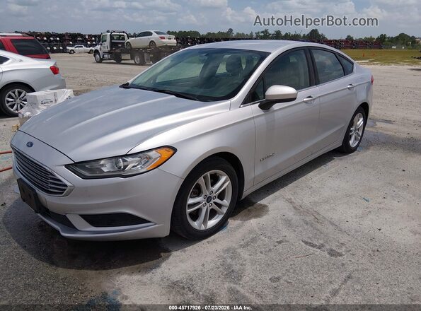 3FA6P0UU7JR122591 2018 FORD FUSION HYBRID Silver Przód lewy