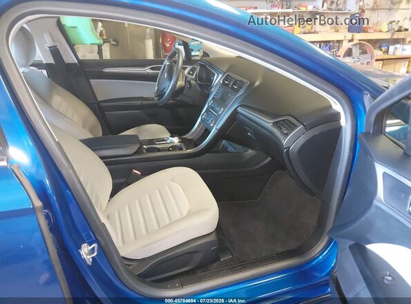 3FA6P0UU7JR235893 2018 FORD FUSION HYBRID Blue Вид салону спереду
