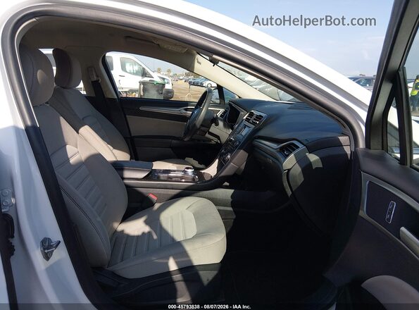 3FA6P0UU7JR254329 2018 FORD FUSION HYBRID Белый Вид салона спереди