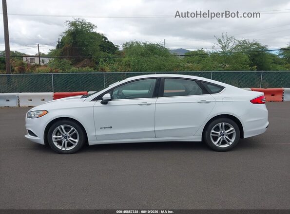3FA6P0UU7JR273754 2018 FORD FUSION HYBRID Белый 