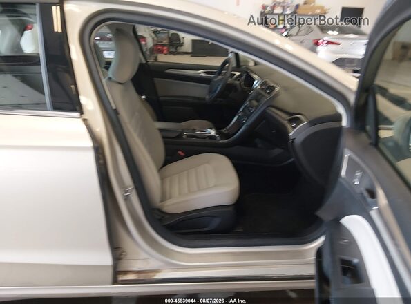 3FA6P0UU7JR278971 2018 FORD FUSION HYBRID Gold Vista interior delantera