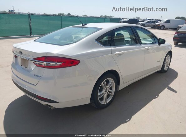 3FA6P0UU7JR281983 2018 FORD FUSION HYBRID White Rear right