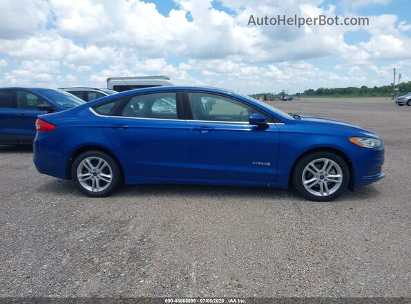 3FA6P0UU8JR100552 2018 FORD FUSION HYBRID Blue Вид задньої частини салону