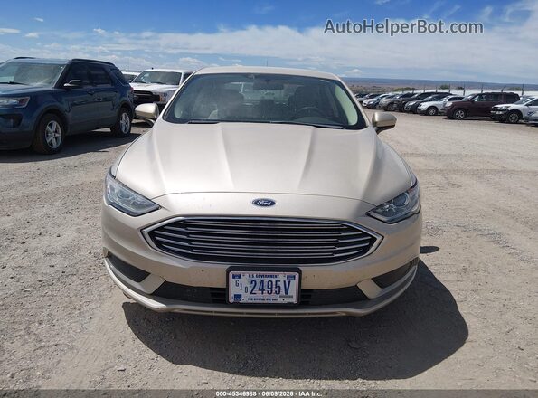 3FA6P0UU8JR209450 2018 FORD FUSION HYBRID Tan Vista del cuadro de instrumentos