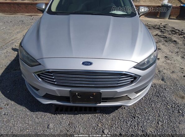 3FA6P0UU8JR279045 2018 FORD FUSION HYBRID Серебряный Вид задней части салона