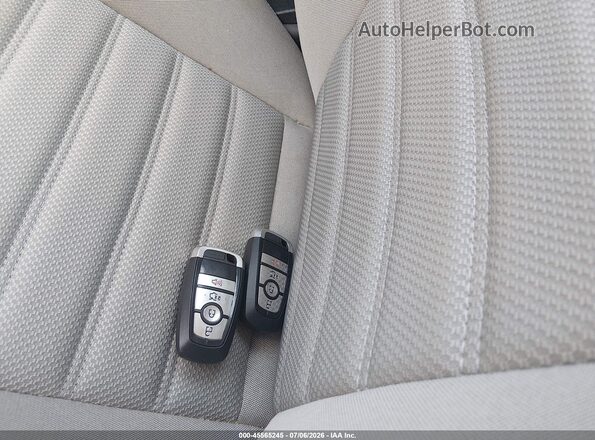 3FA6P0UU8JR279126 2018 FORD FUSION HYBRID Blue Dashboard view