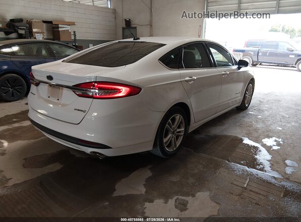 3FA6P0UU9JR209473 2018 FORD FUSION HYBRID Белый Задняя правая четверть