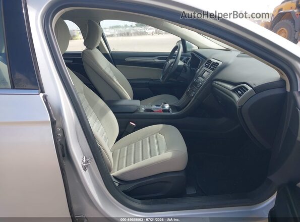 3FA6P0UU9JR235720 2018 FORD FUSION HYBRID Silver Vista interior delantera