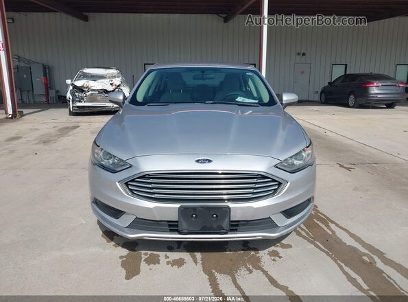 3FA6P0UU9JR235720 2018 FORD FUSION HYBRID Silver Vista del cuadro de instrumentos
