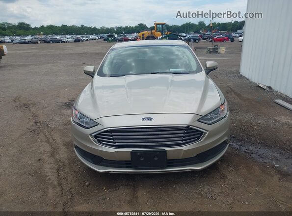 3FA6P0UU9JR235782 2018 FORD FUSION HYBRID Champagne Вид спереди