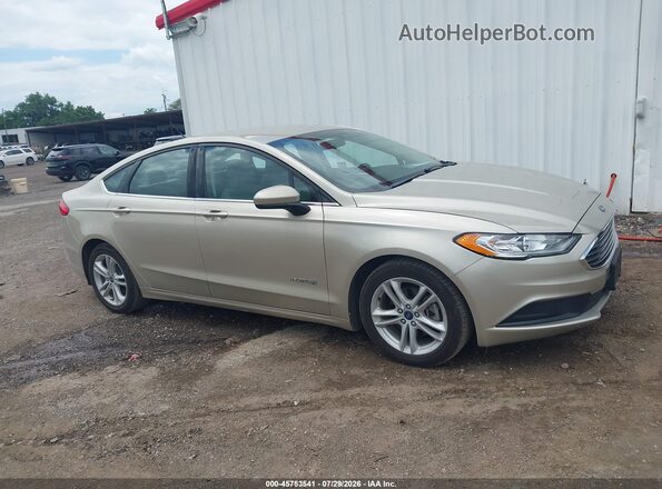 3FA6P0UU9JR235782 2018 FORD FUSION HYBRID Champagne Вид задней части салона