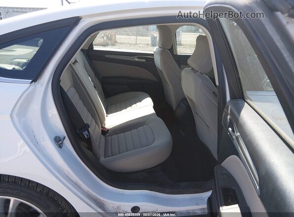 3FA6P0UU9JR243610 2018 FORD FUSION HYBRID White VIN կոդի պիտակի տեսք