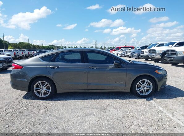 3FA6P0UUXJR141930 2018 FORD FUSION HYBRID Gray Widok wnętrza z tyłu