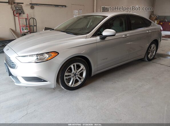 3FA6P0UUXJR212740 2018 FORD FUSION HYBRID Silver Vista tres cuartos delantera izquierda
