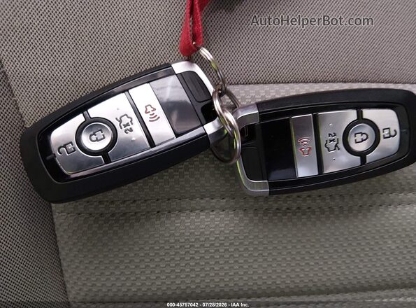 3FA6P0UUXJR212740 2018 FORD FUSION HYBRID Silver Vista del salpicadero