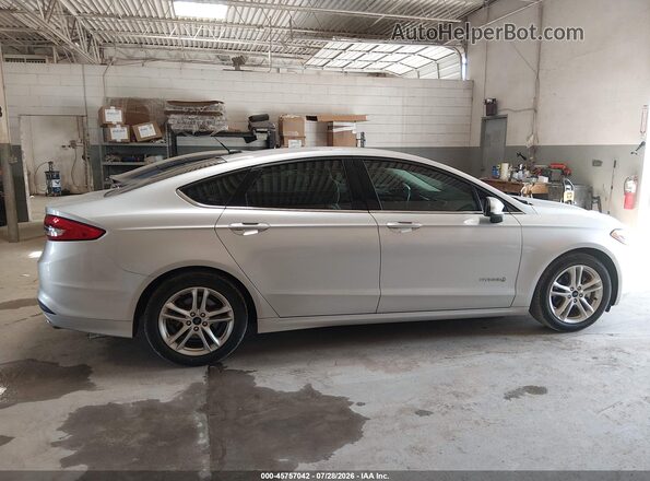 3FA6P0UUXJR212740 2018 FORD FUSION HYBRID Silver 