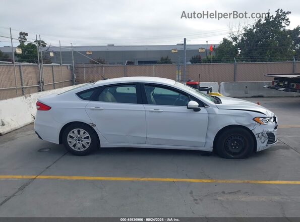 3FA6POG76KR284770 2019 FORD FUSION White Rear interior view