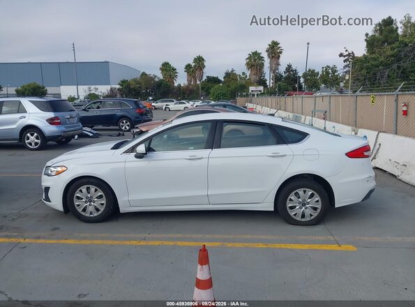 3FA6POG76KR284770 2019 FORD FUSION White 360 interior view