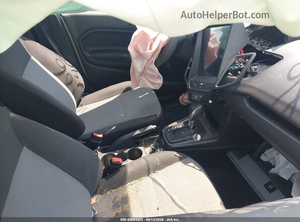 3FADP4AJ2HM137239 2017 FORD FIESTA Silver Вид салону спереду