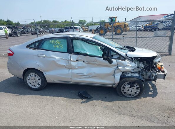 3FADP4AJ2HM137239 2017 FORD FIESTA Silver Вид задньої частини салону