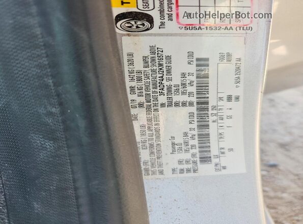 3FADP4AJ2KM165727 2019 FORD FIESTA Gray Vista del compartimento del motor