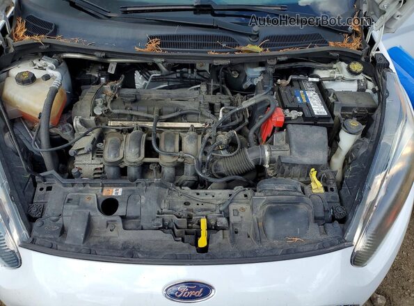 3FADP4AJ7JM133998 2018 FORD FIESTA Белый Вид задней части салона