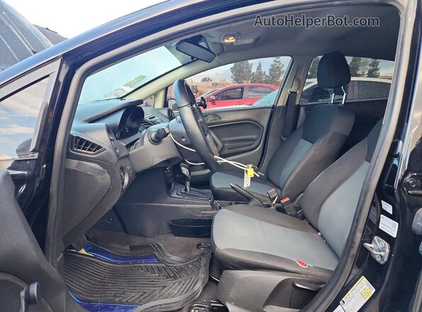 3FADP4AJ8JM147327 2018 FORD FIESTA Черный Вид салона спереди