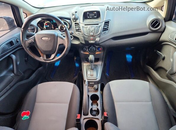 3FADP4AJ8JM147327 2018 FORD FIESTA Черный Вид панели приборов