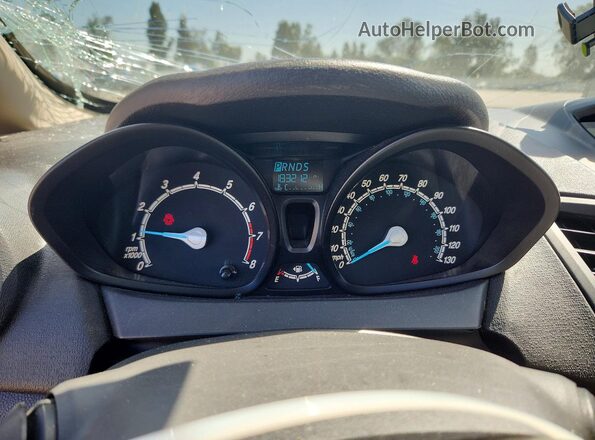 3FADP4AJ9GM139083 2016 FORD FIESTA Белый Вид щитка приборов