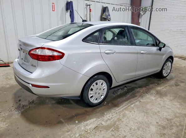 3FADP4AJ9JM132027 2018 FORD FIESTA Silver Trasero derecho