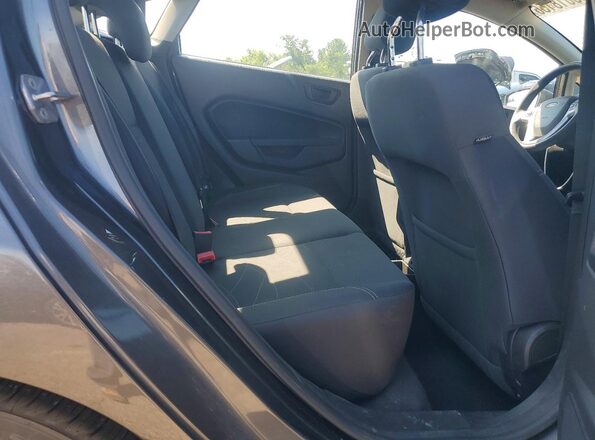 3FADP4BJ0HM161392 2017 FORD FIESTA Серый Вид задних сидений