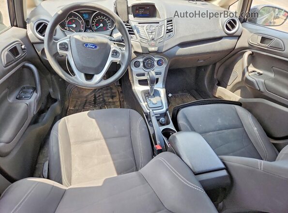 3FADP4BJ0JM116796 2018 FORD FIESTA Black Առջևի վահանակի տեսք