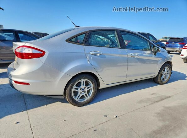 3FADP4BJ0JM138748 2018 FORD FIESTA Silver Հետևի աջ