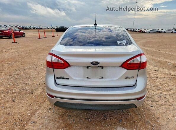 3FADP4BJ1JM134739 2018 FORD FIESTA Silver Հետևի տեսք