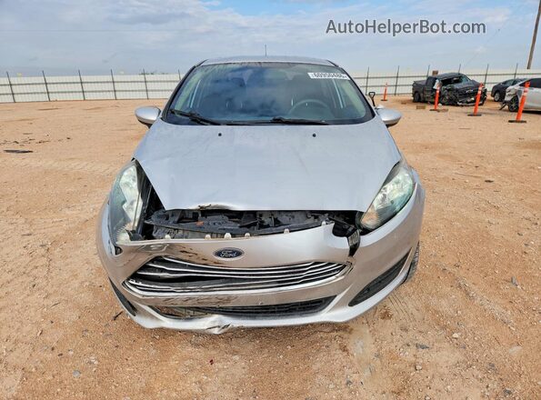 3FADP4BJ1JM134739 2018 FORD FIESTA Silver Դիմացի տեսք