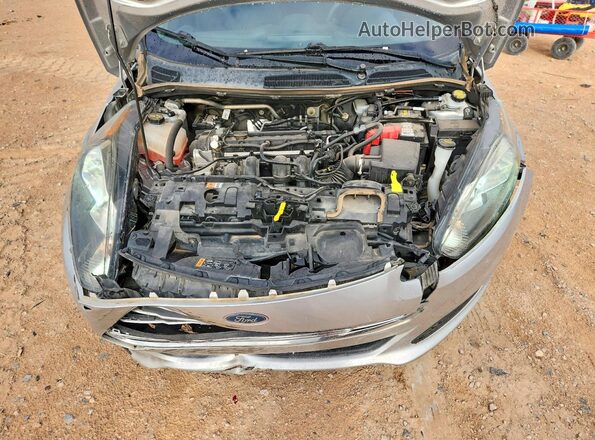 3FADP4BJ1JM134739 2018 FORD FIESTA Silver Սալոնի հետևի տեսք