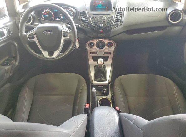 3FADP4BJ2GM104982 2016 FORD FIESTA Charcoal Widok deski rozdzielczej