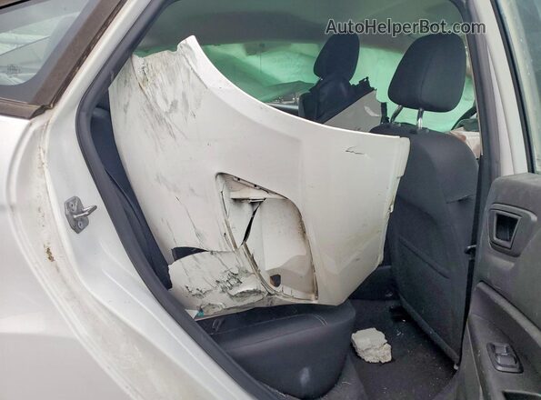 3FADP4BJ2HM132315 2017 FORD FIESTA White უკანა სავარძლების ხედი