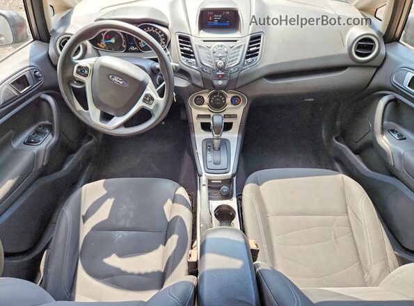 3FADP4BJ2JM104410 2018 FORD FIESTA Серый Вид панели приборов