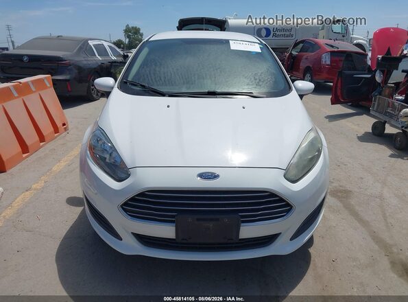 3FADP4BJ3JM127257 2018 FORD FIESTA White Вид задньої частини салону