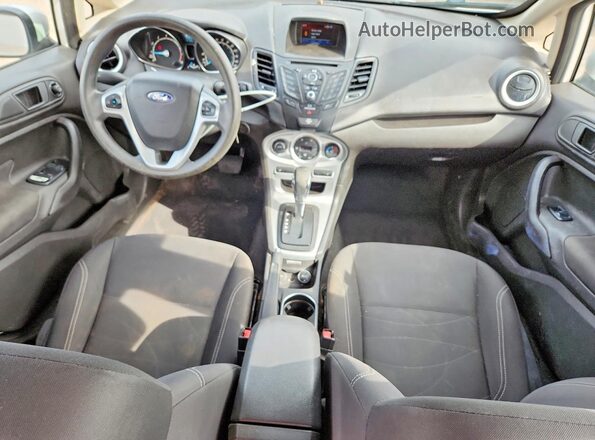 3FADP4BJ3KM111724 2019 FORD FIESTA White წინა პანელის ხედი