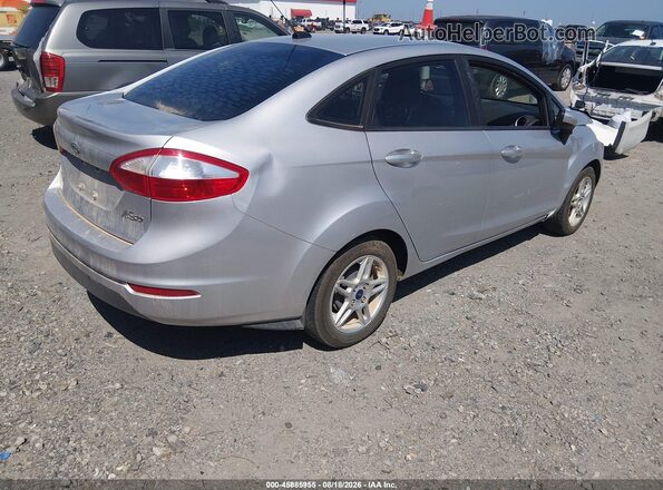3FADP4BJ4JM104246 2018 FORD FIESTA Silver Задня права чверть