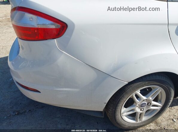 3FADP4BJ4JM109608 2018 FORD FIESTA White Widok z przodu